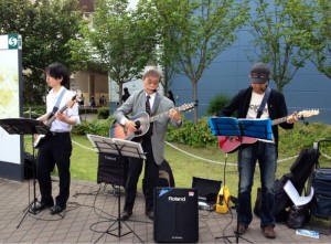 201305153