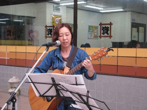 D0E347AC-EB88-4794-BBE8-5F2100A84EEEiphone_photo